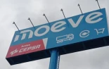 Moeve se ve obligado a poner "antes Cepsa" en sus carteles porque se hunden: "Es el peor rebranding de la historia"
