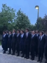 Mientras los pijos buscan autenticidad, la ciudad pierde la suya