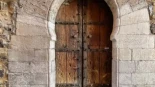El carbono-14 revela la edad de la puerta más antigua de Madrid: está a pie de calle y data del año 1415