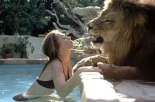 Fotografías de Neil, el león mascota de Tippi Hedren y Melanie Griffith, 1971