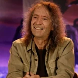 La reflexión del difunto Robe Iniesta, vocalista de Extremoduro, sobre "fachas" y "jueces" en España