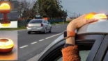 Así funcionan las telecomunicaciones de la baliza V16 que alertan de una avería en carretera