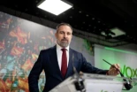 Abascal pide a Feijóo que "deje de insultar a Trump y que empiece a entender que los tiempos están cambiando"