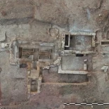 Encuentran en la antigua Tenea en Grecia un complejo de sanación místico de época arcaica transformado después en necrópolis romana