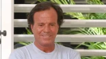 Julio Iglesias rompe su silencio en un comunicado en el que niega las acusaciones de sus extrabajadoras: "Nunca había sentido tanta maldad"