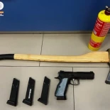 Detenido un hombre por amenazar a un conductor con un hacha y perseguirlo durante varios kilómetros en Palma