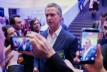 Newsom exhorta a los europeos a “tener huevos” frente a Trump