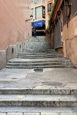 El ministro canario quiere prohibir la venta de casas de sus islas a extranjeros