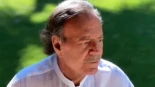 Julio Iglesias estudia presentar una demanda millonaria contra el diario de Ignacio Escolar y Univision