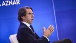 Aznar acusa a Sánchez de “sectarismo inútil” por negarse a gastar el 5% en defensa