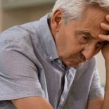 Miguel Ángel (72 años), jubilado con una pensión de más de 2.000 euros, comparte piso por los precios del alquiler: “Empecé pagando 660 euros y ahora vivo con un joven de 24 años”