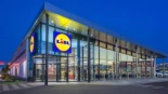 Una trabajadora de Lidl, despedida por cerrar el supermercado 6 minutos antes de su hora