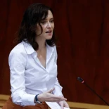 Ayuso habla de la “falta de decencia” del Gobierno tras cuestionar a la ex concejala que ha denunciado por acoso sexual al alcalde de Móstoles