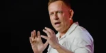 Peter Thiel y otros multimillonarios tecnológicos están protegiendo públicamente a sus hijos de los productos que los hicieron ricos [eng]