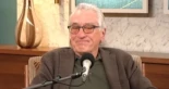 Robert De Niro rompe a llorar mientras pide que «neutralicen» a Trump [ENG]