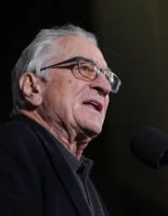 Robert De Niro conmueve en el Carnegie Hall con mensaje de Lincoln