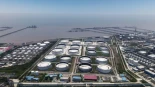 China ordena a las principales refinerías que detengan las exportaciones de diésel y gasolina [EN]