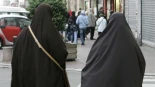 PP y Vox aprueban en Córdoba prohibir el acceso con burka o niqab a edificios municipales, alegando seguridad