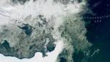 Los satélites europeos han visto un cambio de color en la Antártida. Donde siempre hubo blanco ahora aparece verde, y la clave está en lo que ocurre bajo la superficie del océano