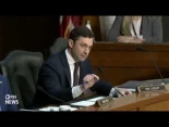 Gabbard, Directora de Inteligencia de EEUU: "La única persona que puede determinar qué es una amenaza es el presidente." Senador Ossoff: "Falso. Esa es tu responsabilidad" [ENG]