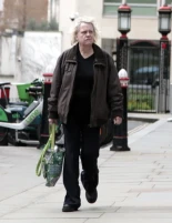 Reino Unido: pensionista pierde su casa en una desastrosa disputa con su vecina por la forma en que aparcaba su Ford Focus [EN]