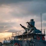 Los destructores modernos pesan 12.000 toneladas y van más lentos que un barco de guerra francés de 1935 que pesaba 4.000: la paradoja del progreso militar que nadie ha resuelto