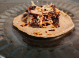 Pan chapati con ensalada de col