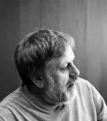 Slavoj Zizek: "Las grandes empresas tecnológicas están arruinando nuestro estilo de vida mucho más que los inmigrantes"
