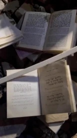 Irán afirma que un proyectil estadounidense-israelí ha impactado en una sinagoga de Teherán (EN)