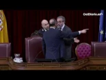 Expulsado un diputado de Vox en el pleno por subir a la tribuna de la mesa a increpar al Vicepresidente