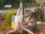 Un soldado de Israel destrozó a martillazos un Cristo en el Líbano: Benjamin Netanyahu salió a repudiarlo