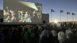 En pleno desierto, brota el cine