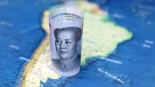 Qué son las "refinerías teteras" de China y cómo están amortiguando la crisis petrolera por la guerra en Irán