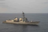 EEUU asegura haber apoyado el tránsito de dos mercantes con bandera estadounidense a través del estrecho de Ormuz