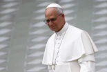 El Papa León XIV trató de cambiar sus datos en su banco de EEUU y la empleada le colgó pensando que era una broma (ING)