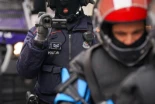 Agentes de la Ertzaintza llegan tras aviso de discusión, encañonan a un joven y amenazan a una testigo en la Kutxi: «Deja de tocar los cojones»