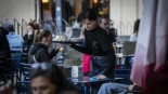 El pluriempleo alcanza máximos con la crisis de la vivienda de fondo