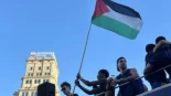 Lamine ondea la bandera de Palestina en la celebración del Barcelona