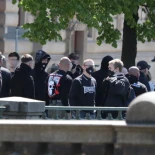 «Encontrar y matar al terrorista»: ataques neonazis el 1 de mayo en Praga (ale)