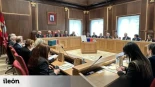 León pide a la RAE borrar “castellanoleonés” del diccionario en un pleno histórico fuera de Madrid