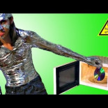 ¿Qué pasa si abres un microondas encendido?