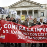 Llamazares: "Falange debería estar ilegalizada con la ley de partidos"