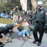 El creador del Gas Pimienta, indignado