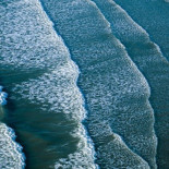 ¿Por qué parece que las olas viajan en grupos de siete?