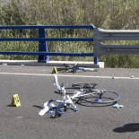 Muere un hombre y su hijo resulta herido tras atropellarles un conductor ebrio y drogado