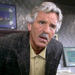 Muere Dennis Farina, el detective de «Ley y orden»