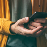 Los sitios web pueden acceder a sensores de tu móvil sin permiso