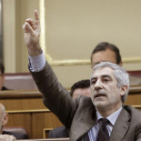 ¿Pero entonces… Rajoy cobra o no cobra como registrador en excedencia…, y por qué no sale su plaza a concurso?