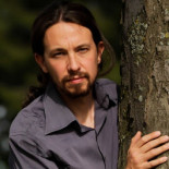 Ya puedes emular a Pablo Iglesias y enfrentarte a la casta en tu móvil