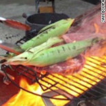 ¿Como prefieres comer la carne  a la parrila o cocinada en lava?[ENG]